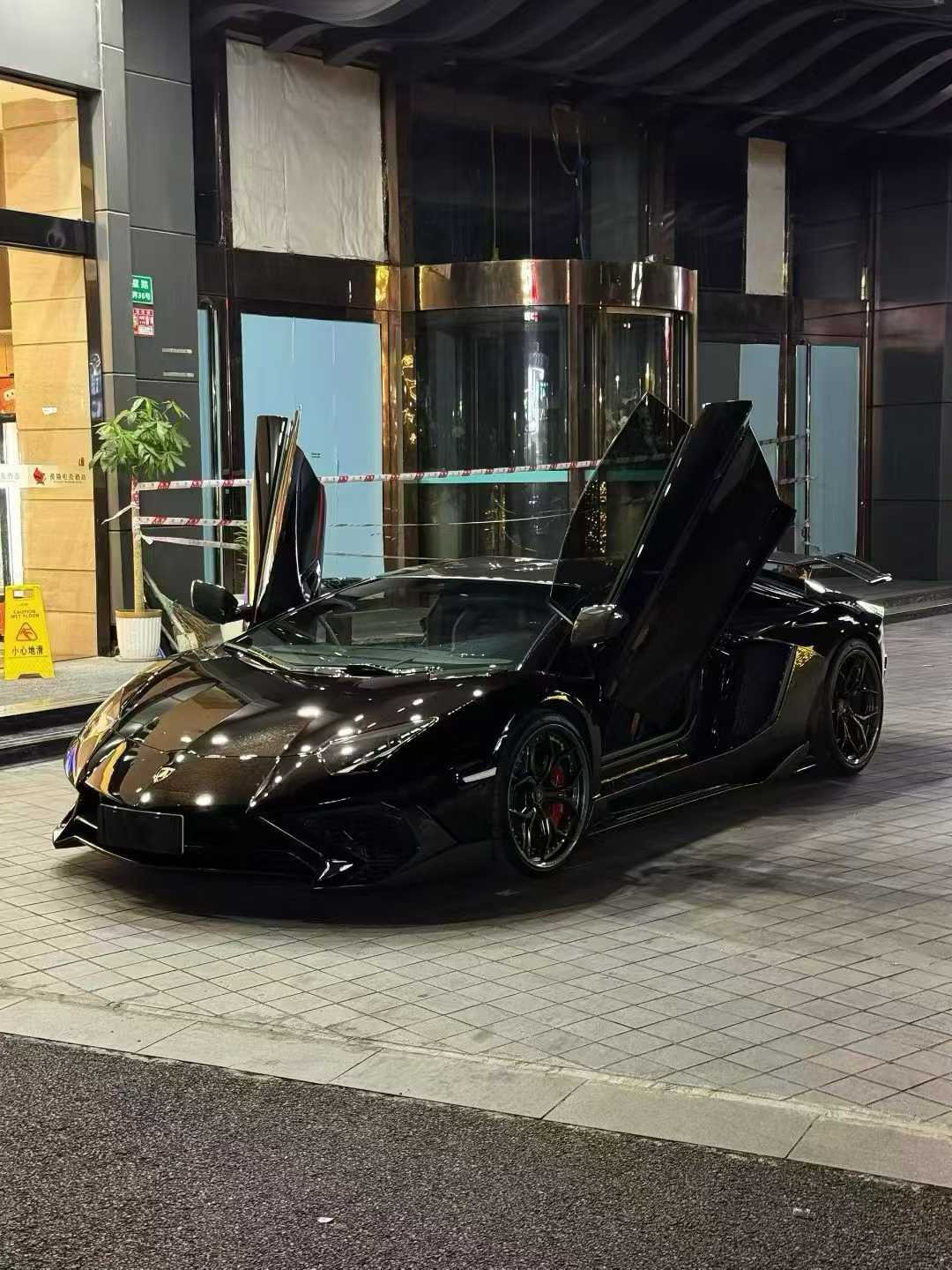 兰博基尼740S敞篷黑武士，升级全套迈莎瑞套件