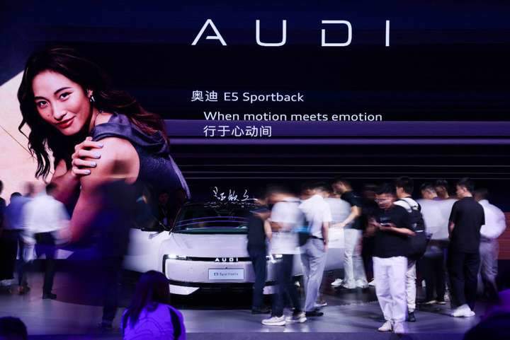奥迪E5 Sportback上市在即，豪华品牌电动反击战打响！