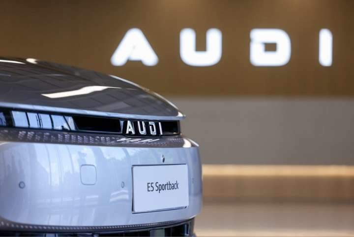 奥迪E5 Sportback上市在即，豪华品牌电动反击战打响！