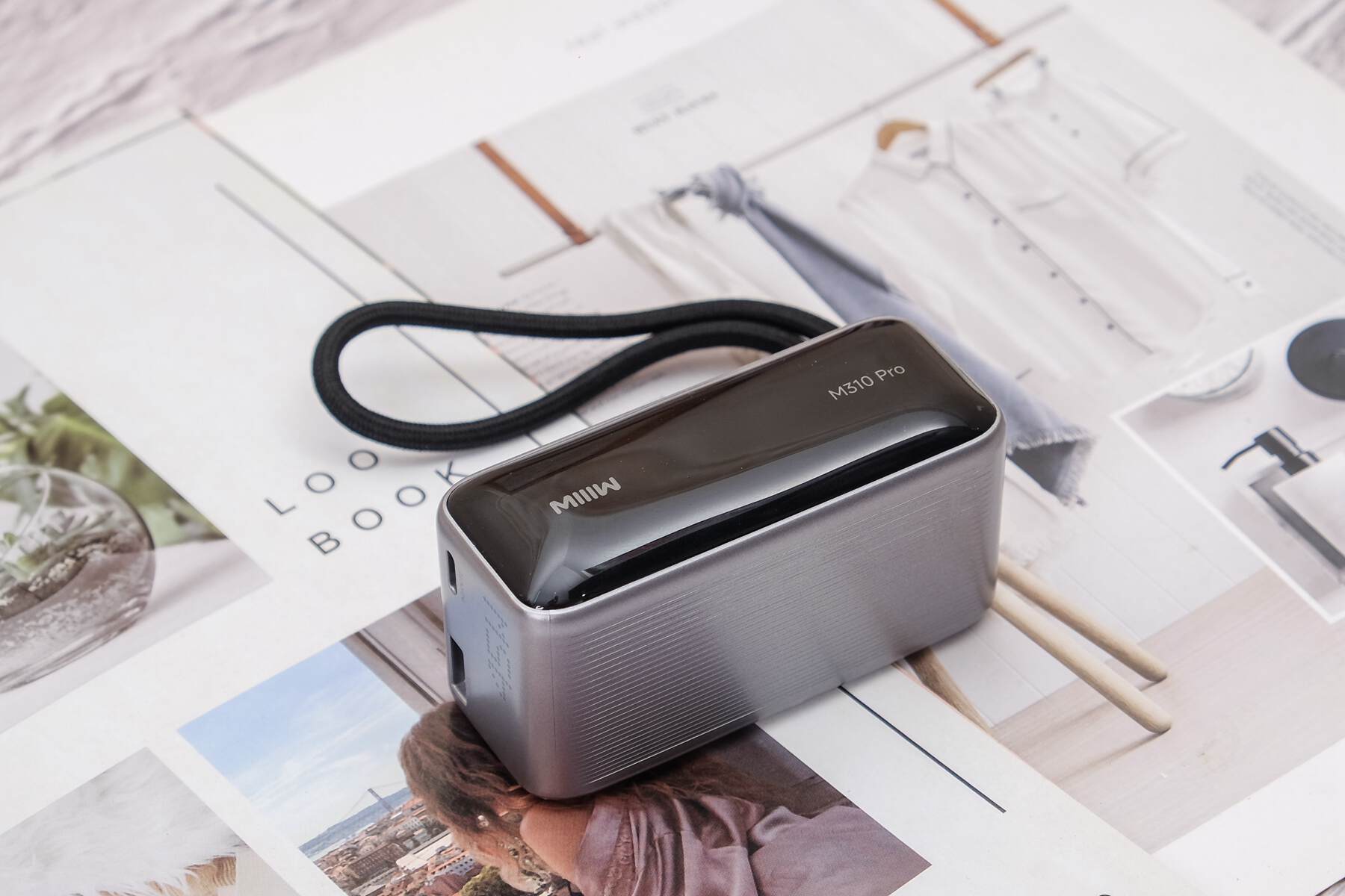小米生态链出品！米物M310 Pro体验：自带线的45W快充小钢炮