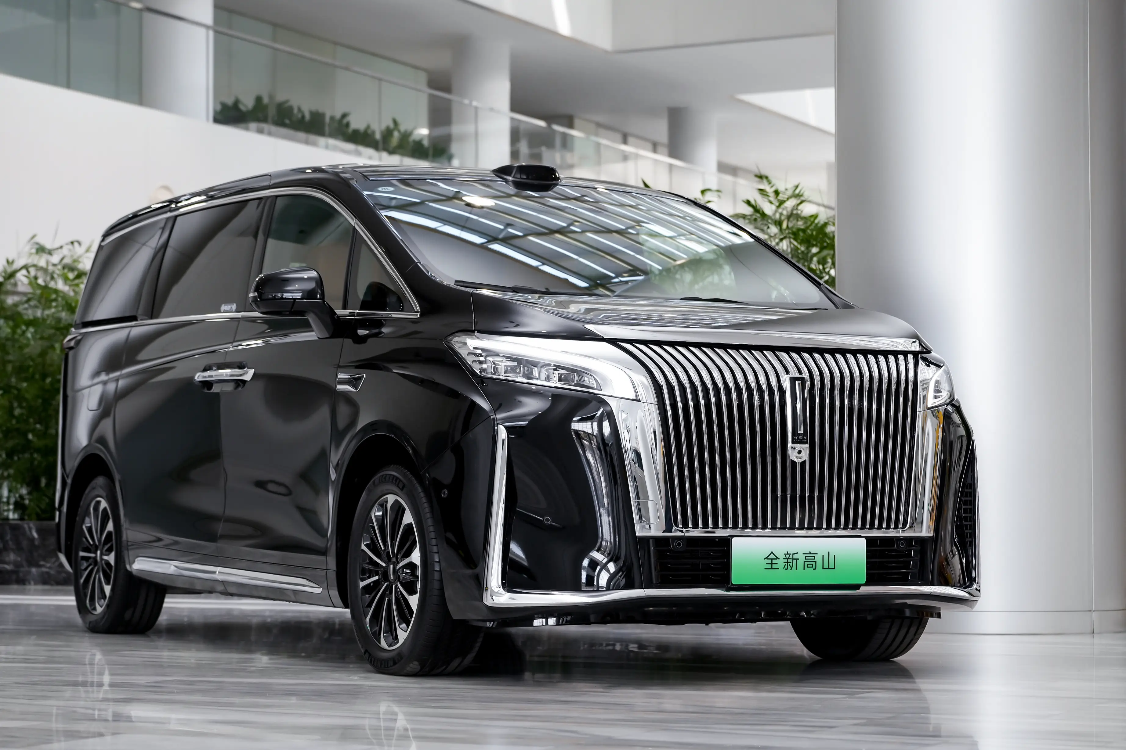 30万元内移动大客厅，魏牌高山7预售MPV再添实力产品