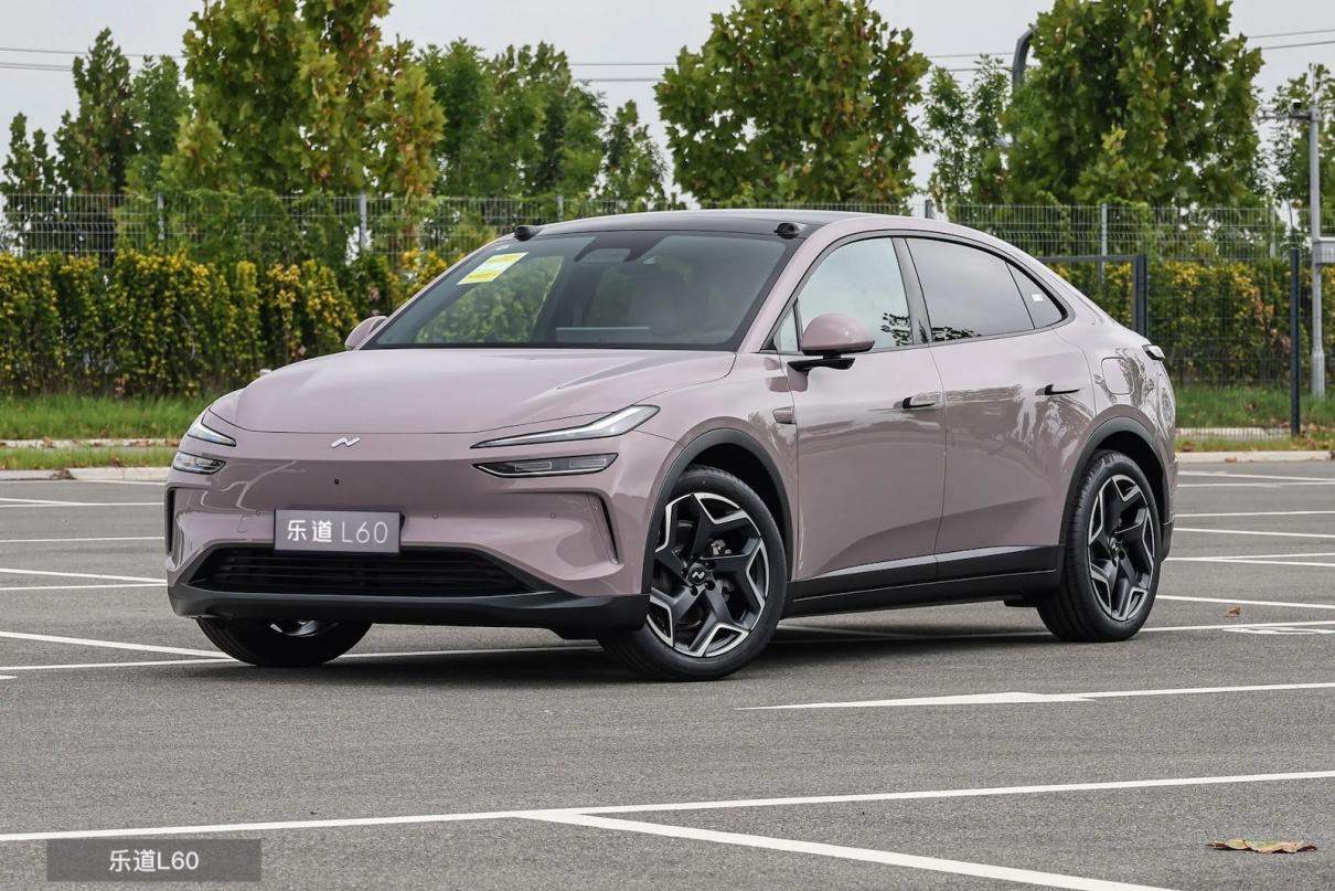 准备30万预算却只花一半？乐道L60/Model Y/小鹏G7，选谁划算？
