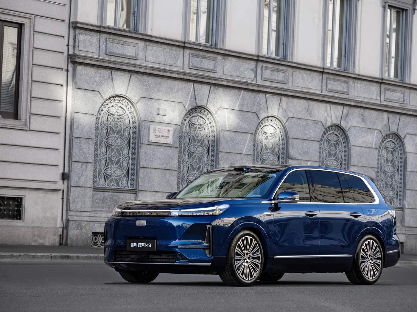 吉利银河M9上市：家用6座SUV，车长5205mm，月销多少算成功
