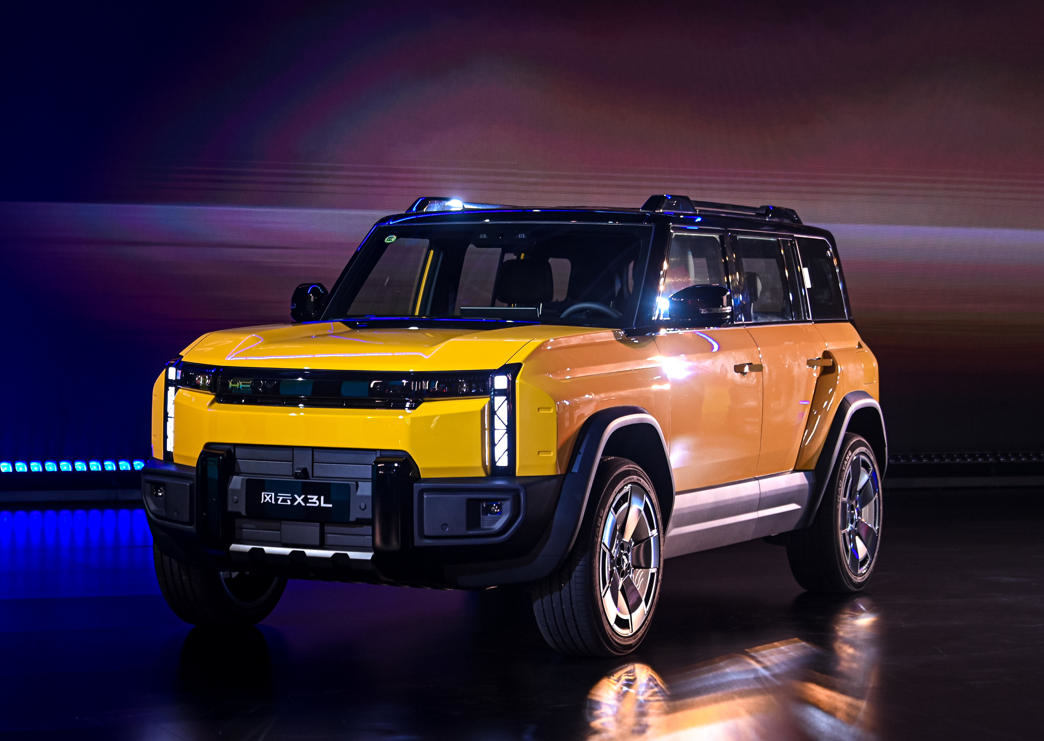 4.7秒破百的方盒子 奇瑞风云X3L上市10.99万元起