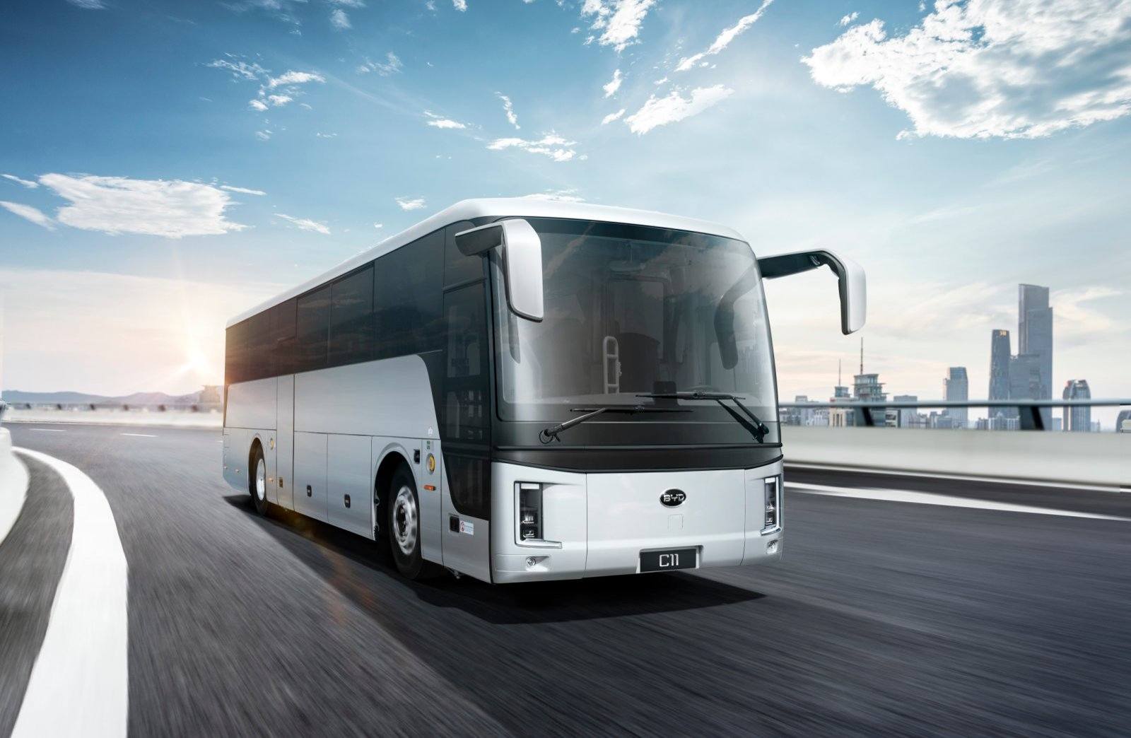 比亚迪发布e-Bus平台3.0，推动电动客车实现“电比油强”