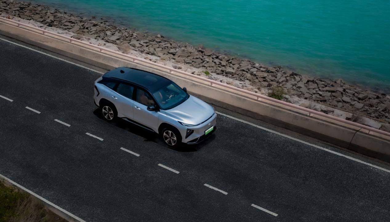 油电双省心｜银河L7 EM-i：11.18万起的智能家享SUV