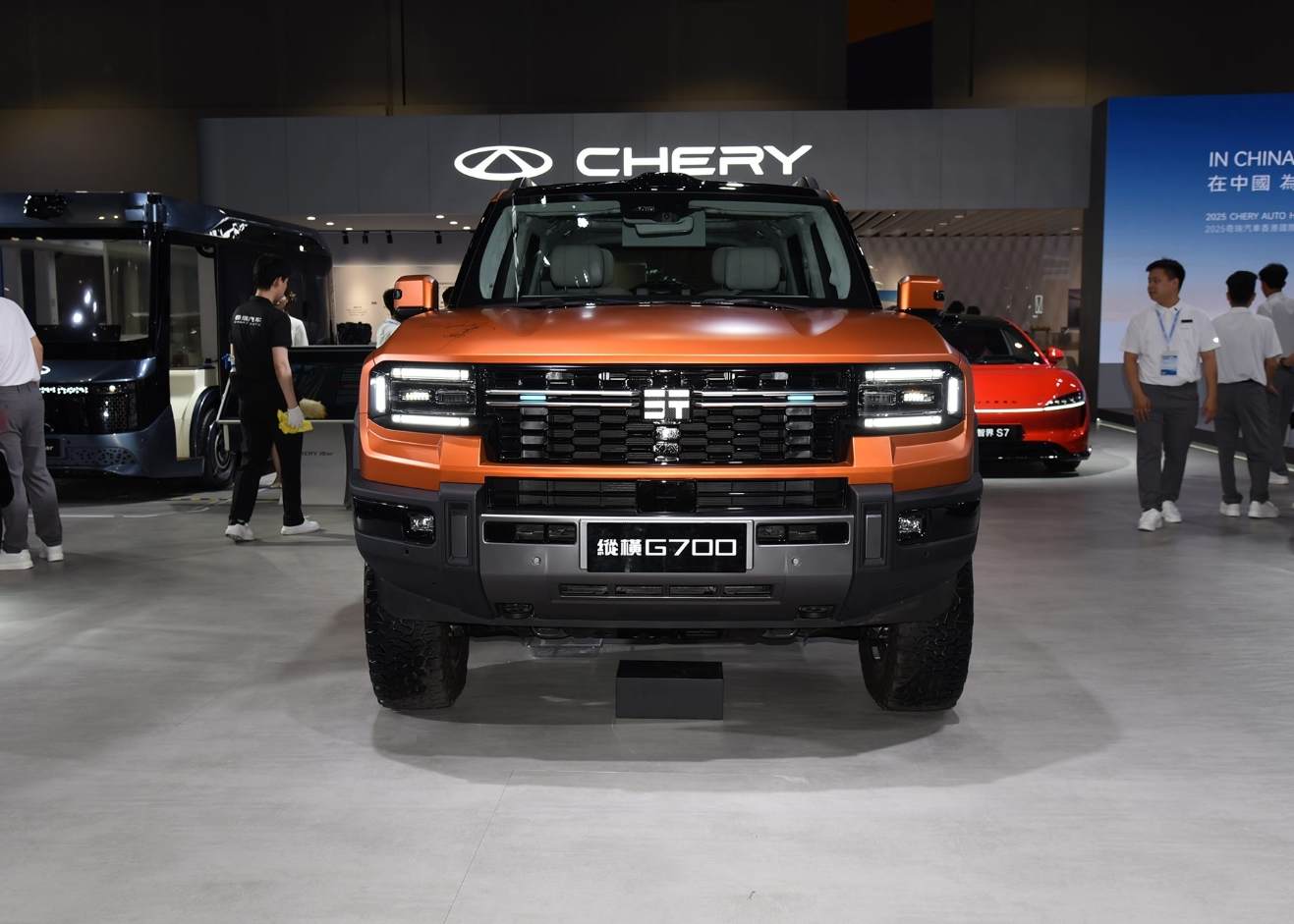 捷途纵横G700预售34.99万起， 非承载架构的电驱SUV，越野一样硬核