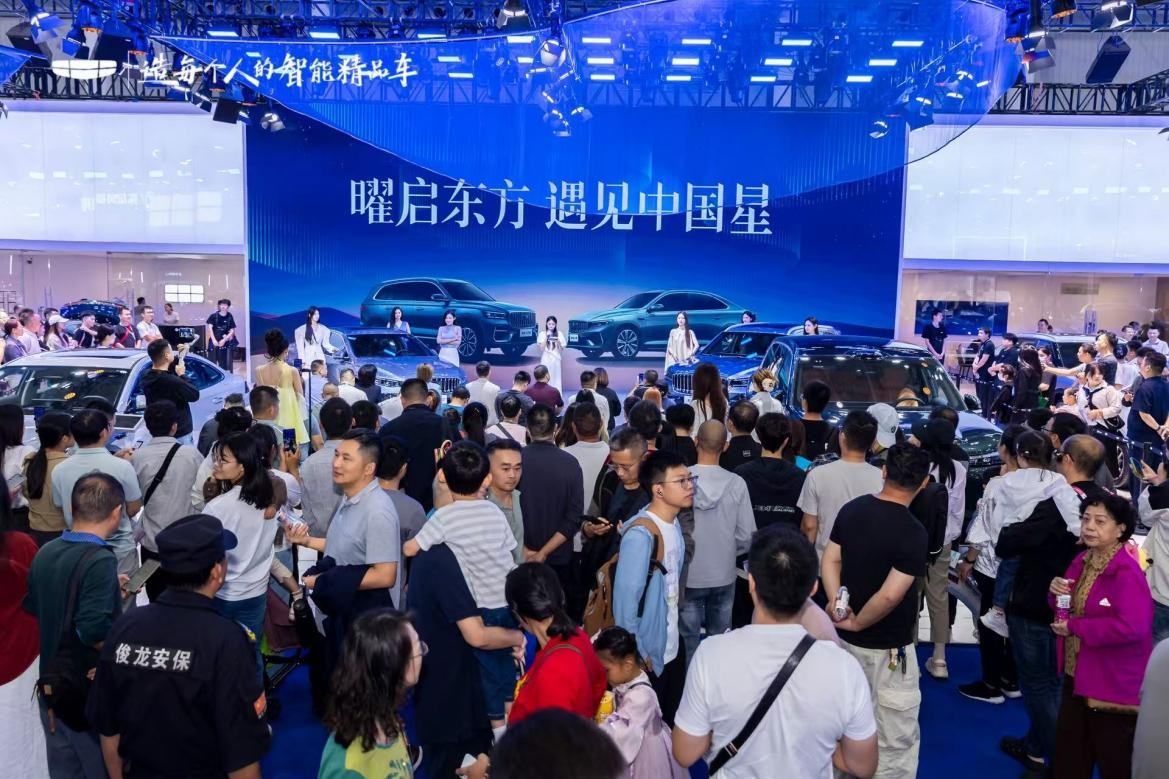 吉利汽车闪耀武汉国际车展，全新博越/双星全新东方曜华中区上市