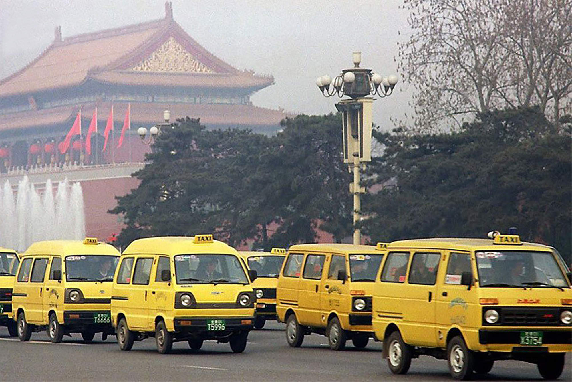 90年代的出租车，加20块油能跑一整天，是汽油纯度高吗？