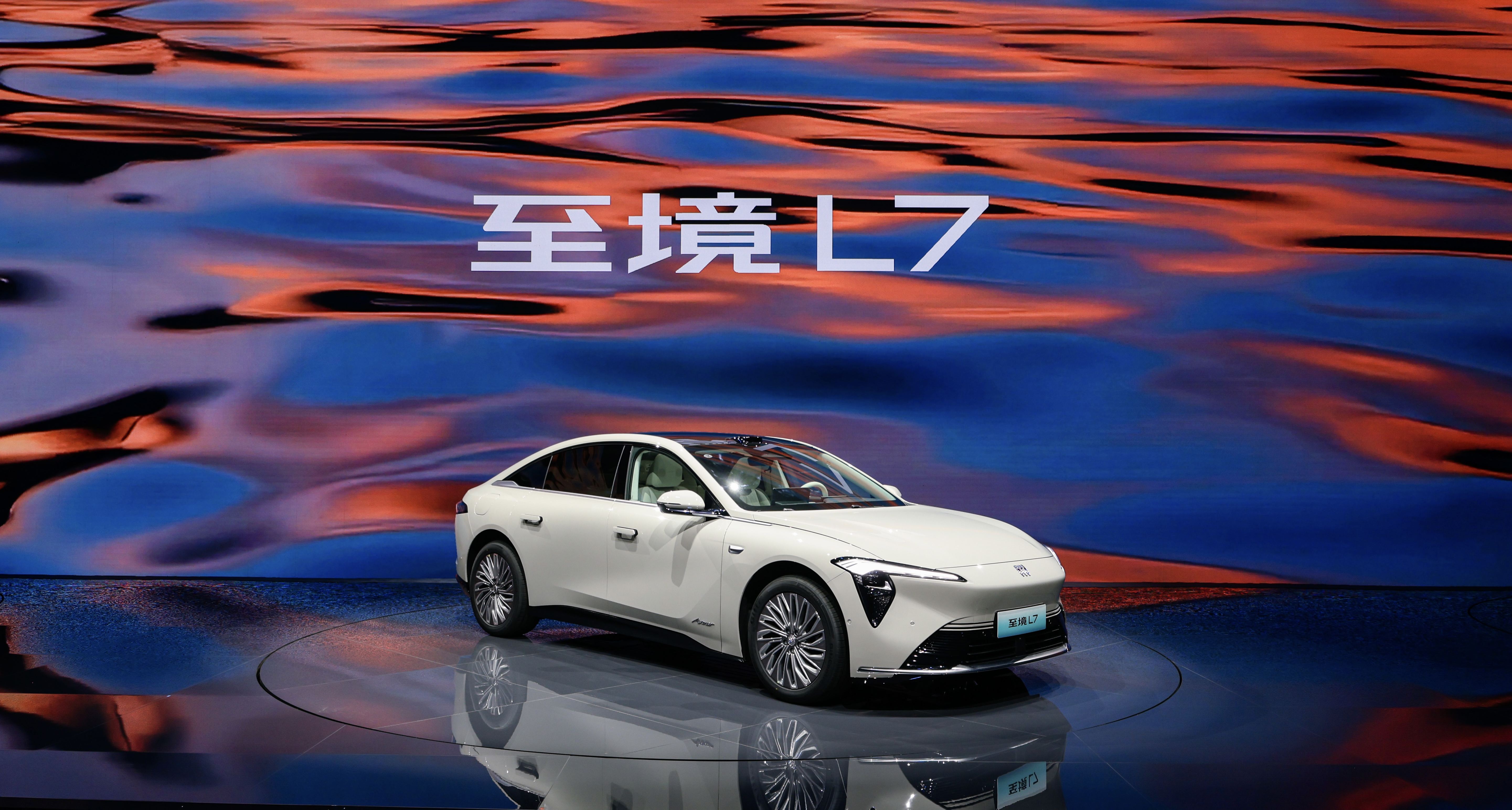 别克至境L7正式上市，限时权益价16.99万~21.59万元