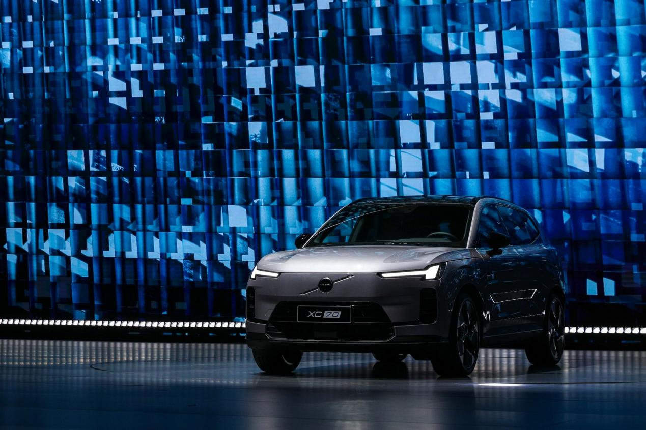 沃尔沃全新XC70全国上市，限时参考尊享价26.99万元起