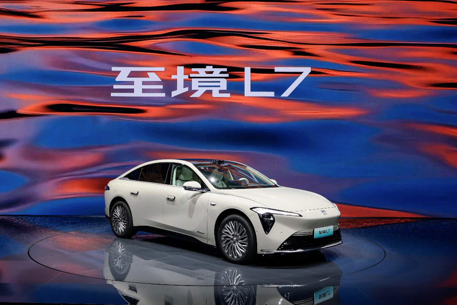别克至境L7正式上市，限时权益价16.99万~21.59万元