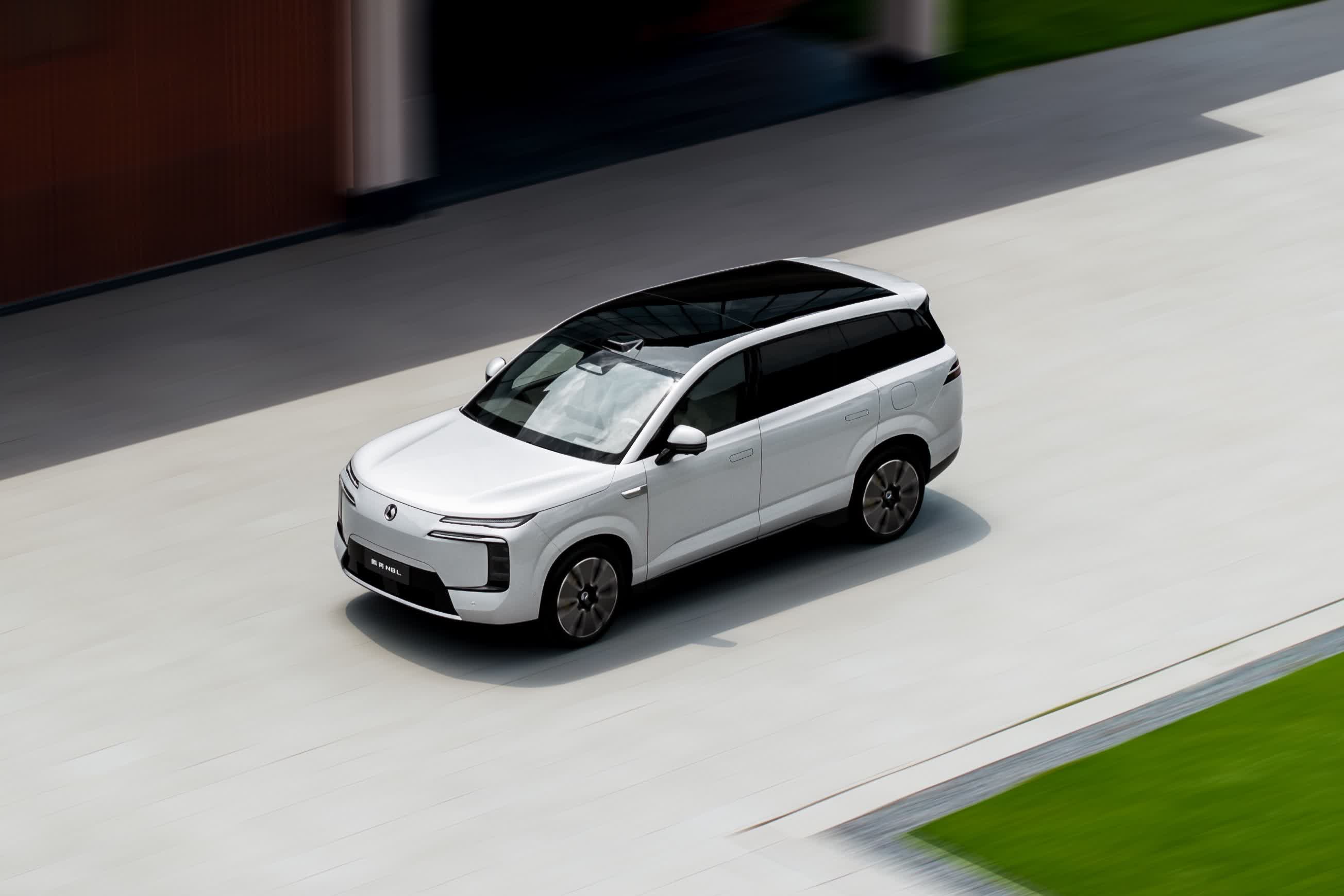 新车｜大六座安全豪华 SUV 腾势 N8L 开启预售