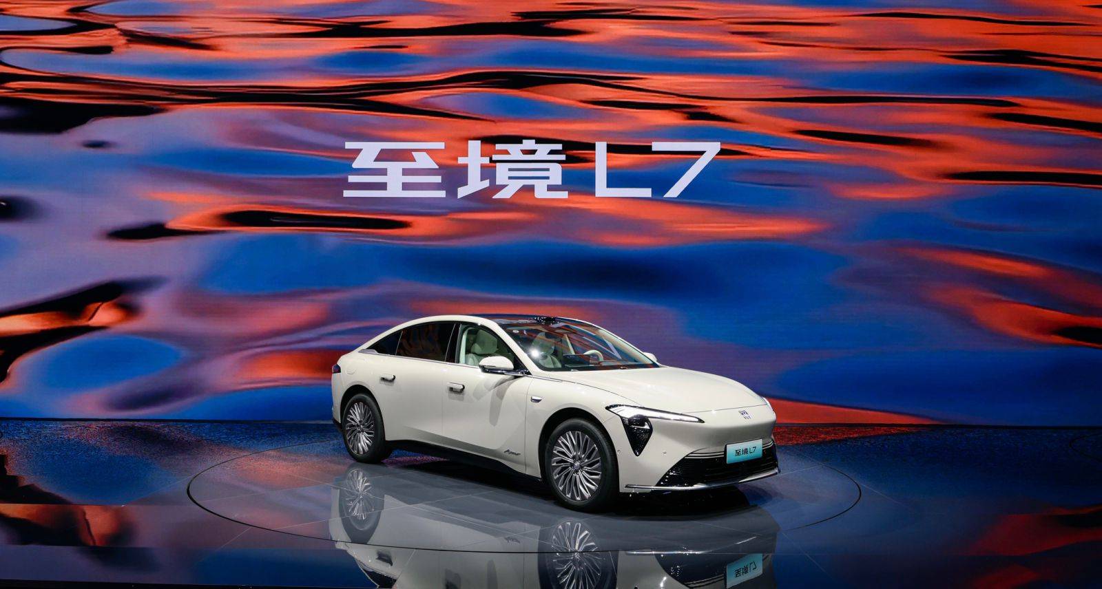以C级车豪华入局B级车赛道，别克至境L7上市，16.99万起