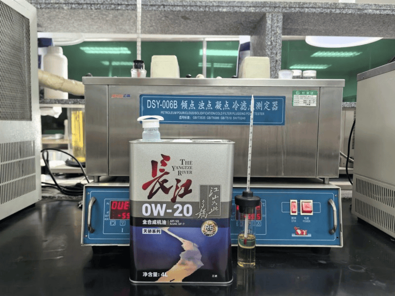 长江机油稀土0W-20与美孚热门款的现象级对决，不看就亏了！