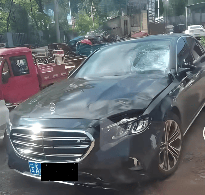 云南网红小英丈夫上拉如（王某）肇事逃逸，现已被刑拘