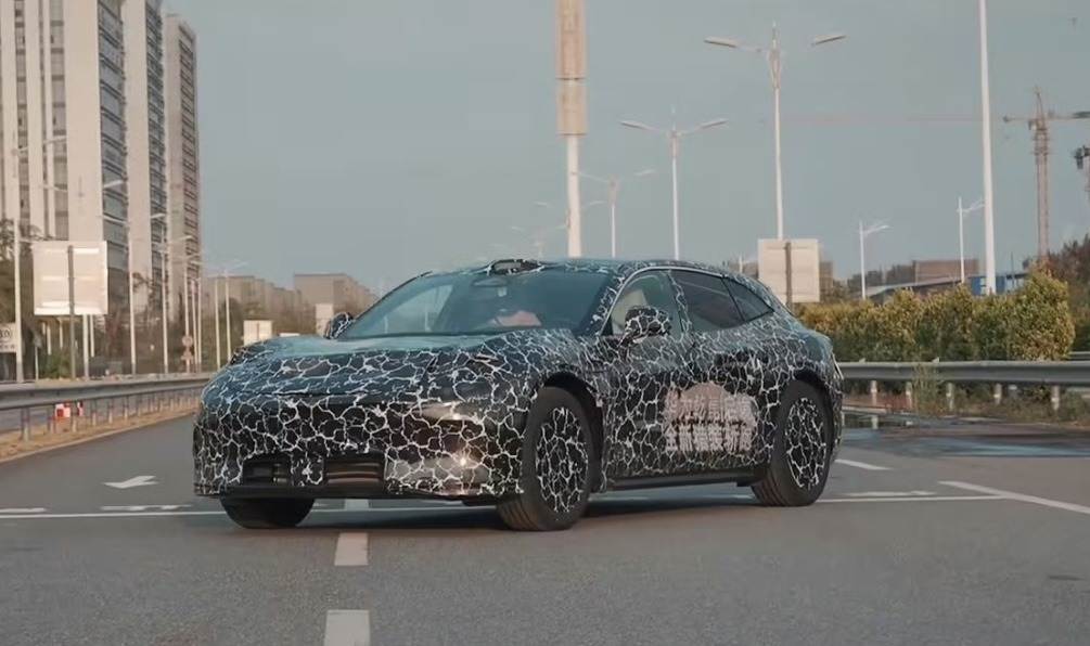 确认有华为技术+L3智驾！启境首款猎装轿跑谍照曝光，预计明年6月交车