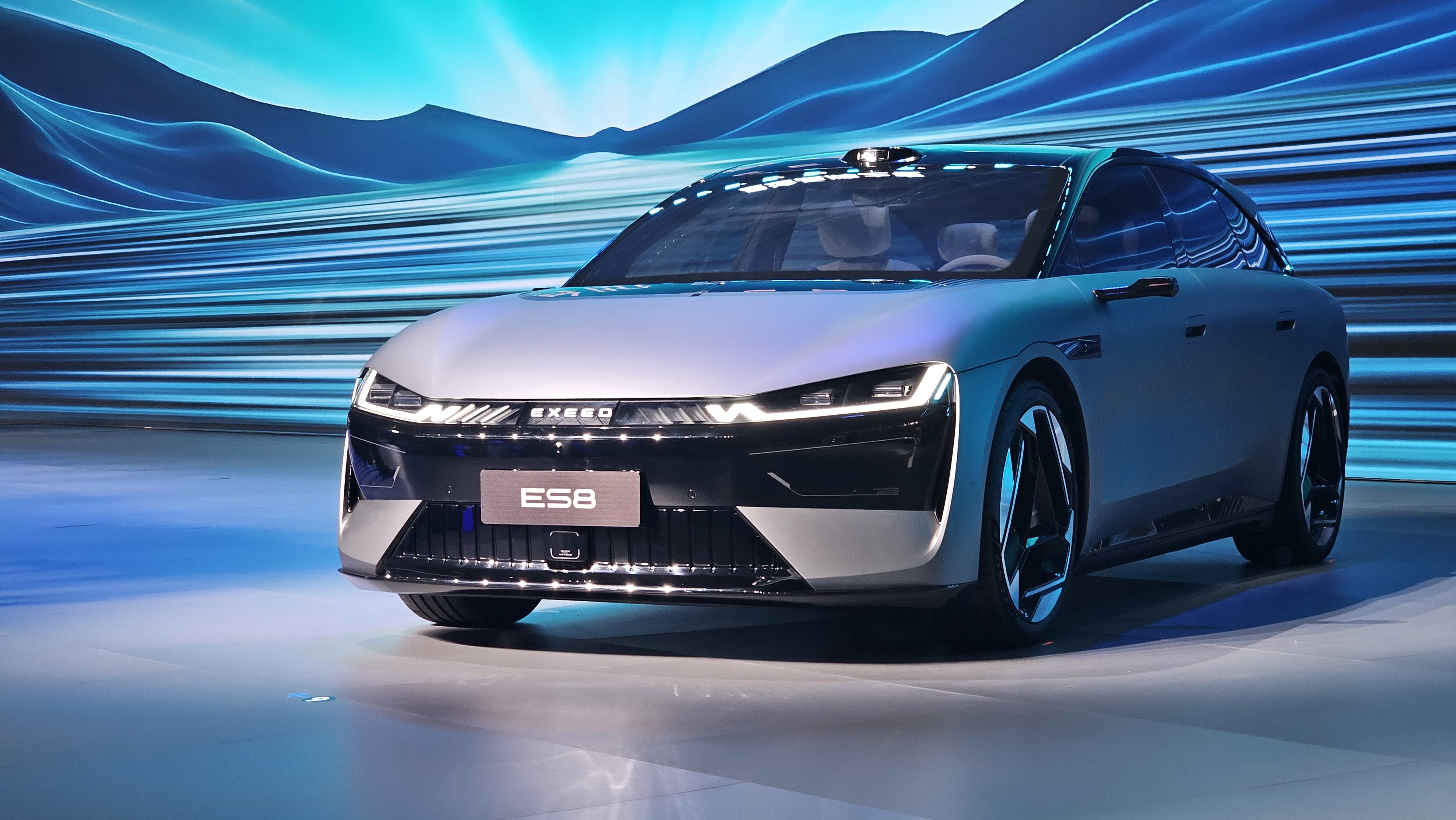 星途品牌之夜：给豪华品牌进阶之前注入一味“性能”良药