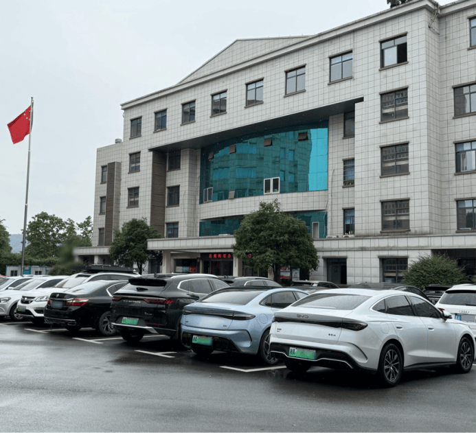 比亚迪成为公务员通勤新选择，推动消费观念变革