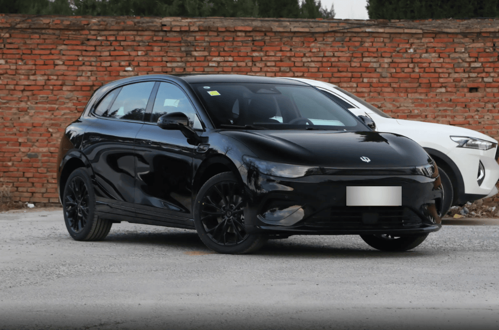 9.78万起售，定位紧凑型车，零跑Lafa5怎么样？