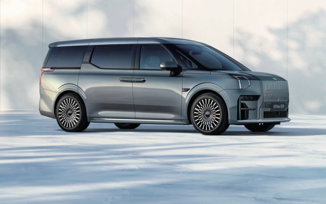 吉利完成极氪全资收购："一个吉利"战略落地 科技与高端双轮驱动